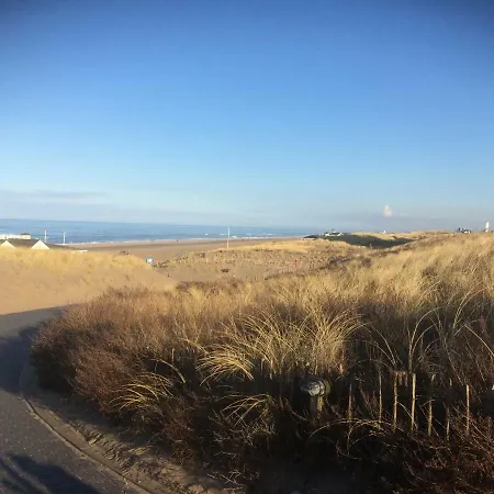 The Breeze 아파트 *